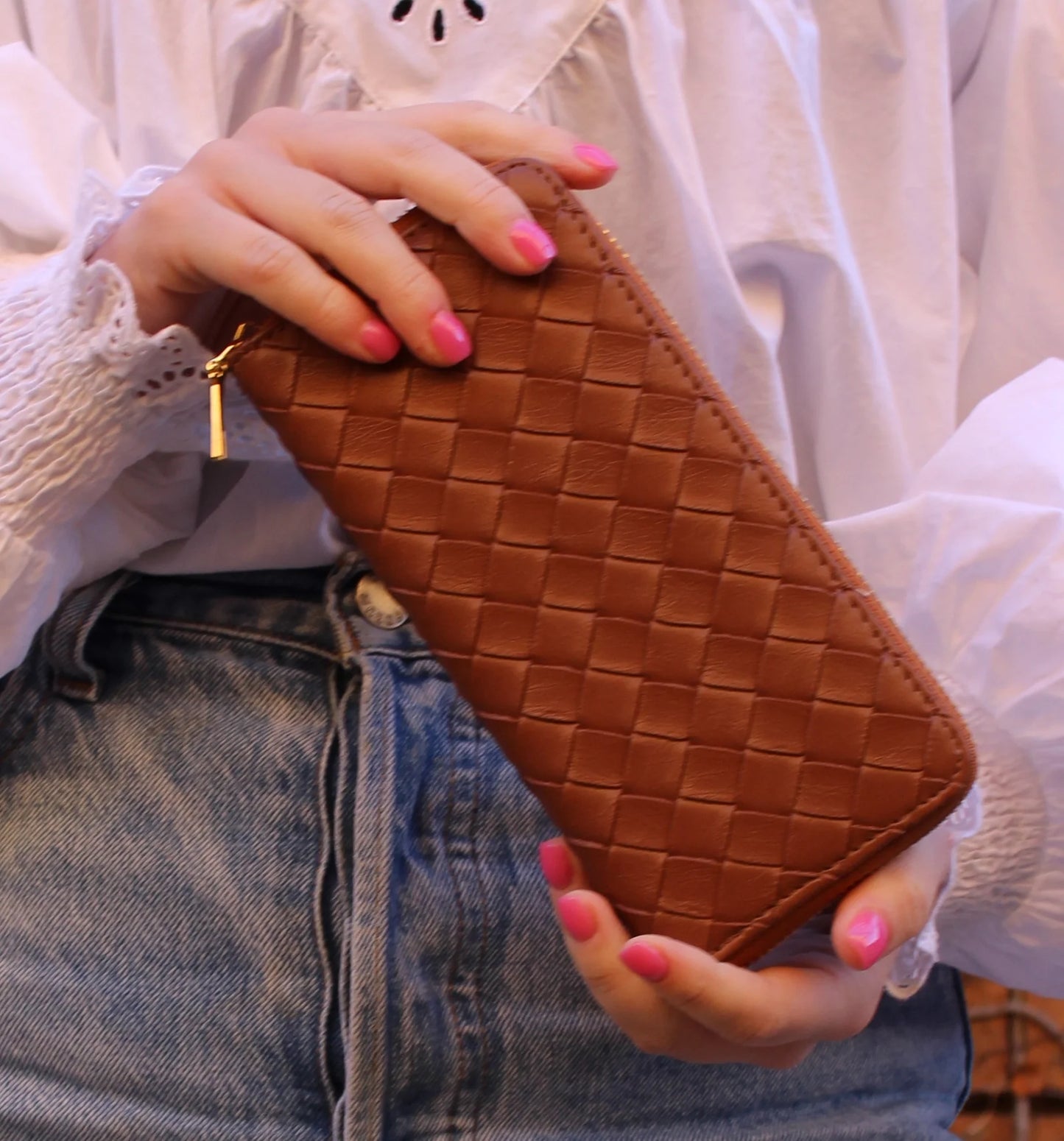 Leslie Woven Wallet